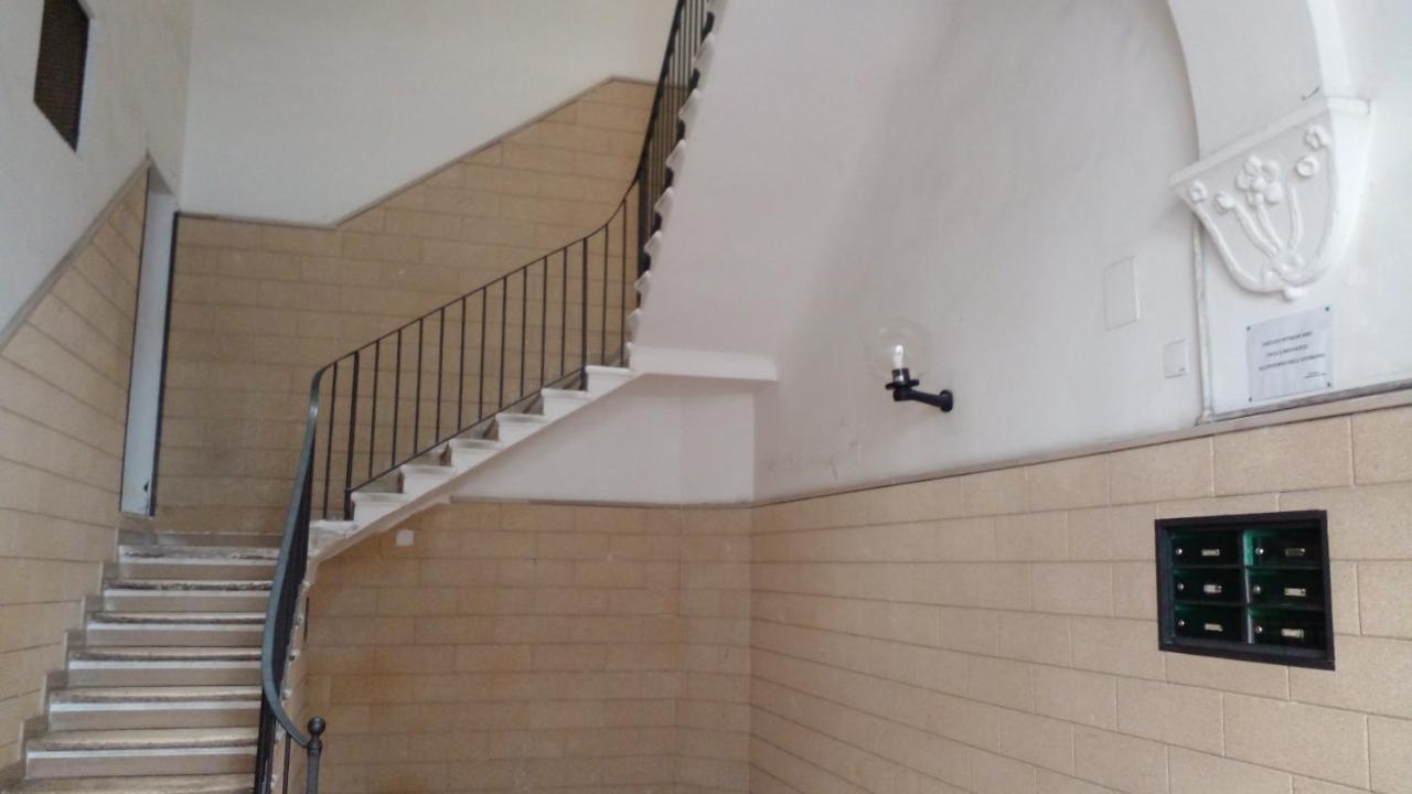 La Rosa Rossa Hotel Bari Kültér fotó