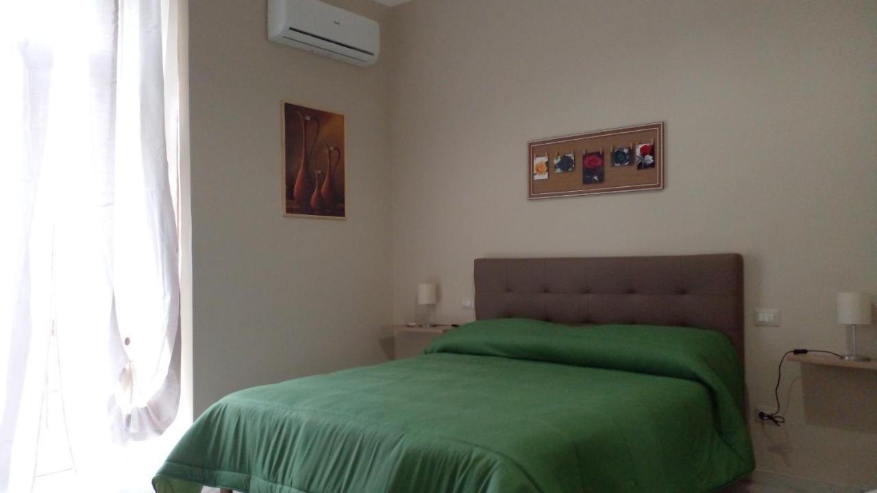 La Rosa Rossa Hotel Bari Kültér fotó