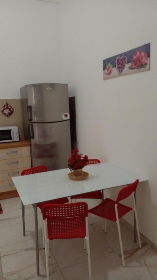 La Rosa Rossa Hotel Bari Kültér fotó