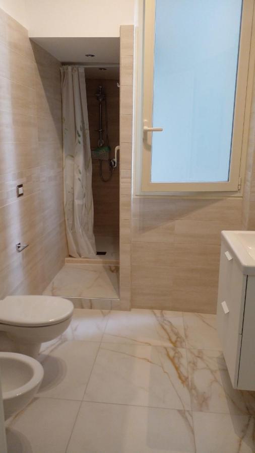 La Rosa Rossa Hotel Bari Kültér fotó