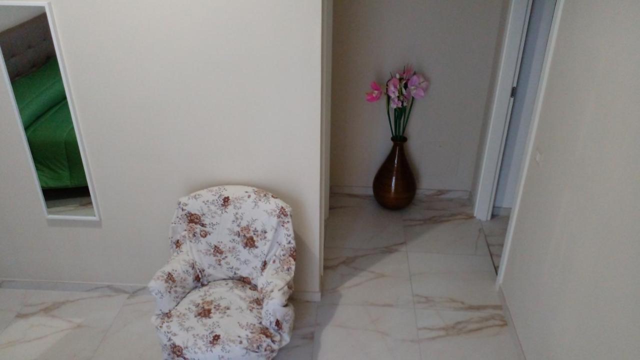 La Rosa Rossa Hotel Bari Kültér fotó
