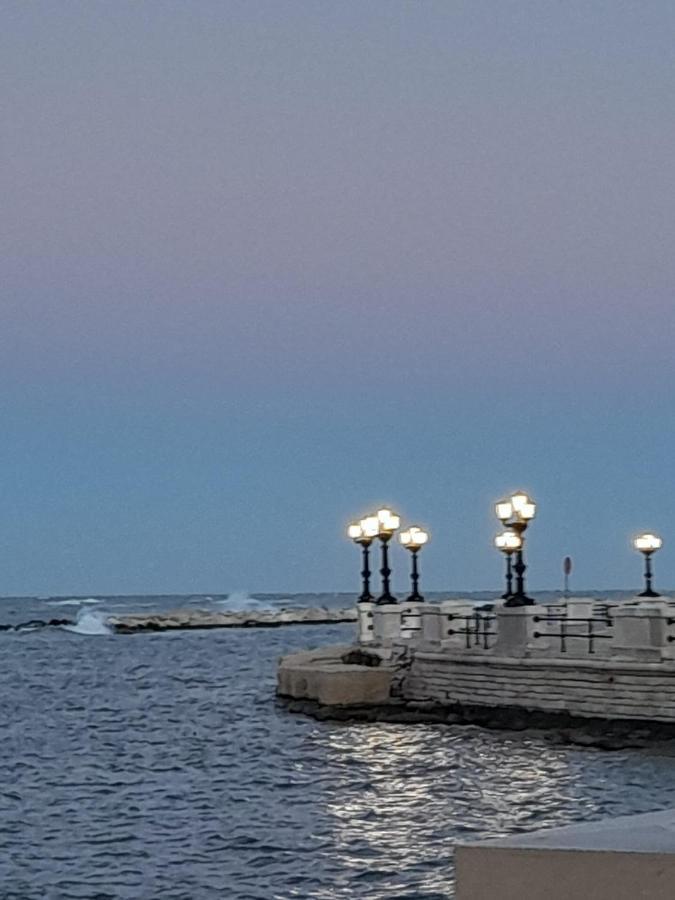 La Rosa Rossa Hotel Bari Kültér fotó